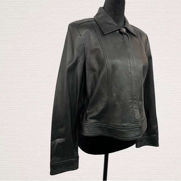 Women’s Medium Valerie Stevens Black Leather Jacket - Picture 5 of 8